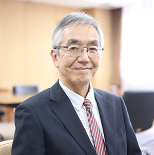 甲子園大学学長 伏木 亨