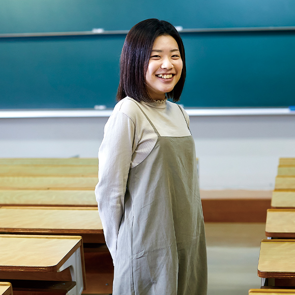 栄養学部 フードデザイン学科 卒業生 雪田 真帆さん