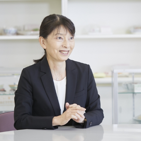 准教授 野間智子 栄養教育論担当