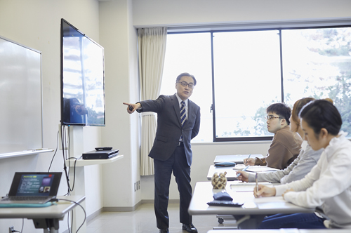公認心理師や臨床心理士に繋がる、対人支援のための知識と技術を取得