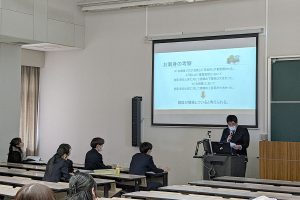 心理学部の卒業研究審査が行われました!