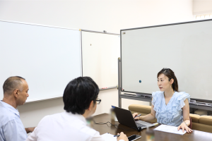 心理学部の市川祥子専任講師が「日刊繊維総合紙 繊維ニュース」より取材を受けました